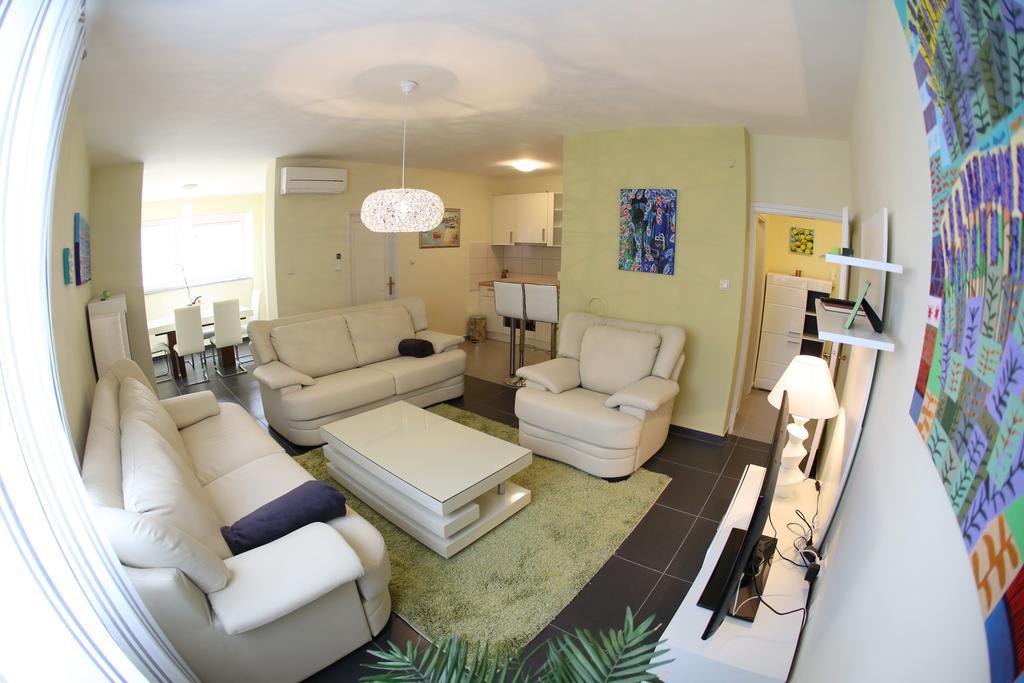 Apartament Zubcic *